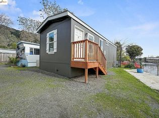 9510 Harbor Dr #5, Glenhaven, CA 95443