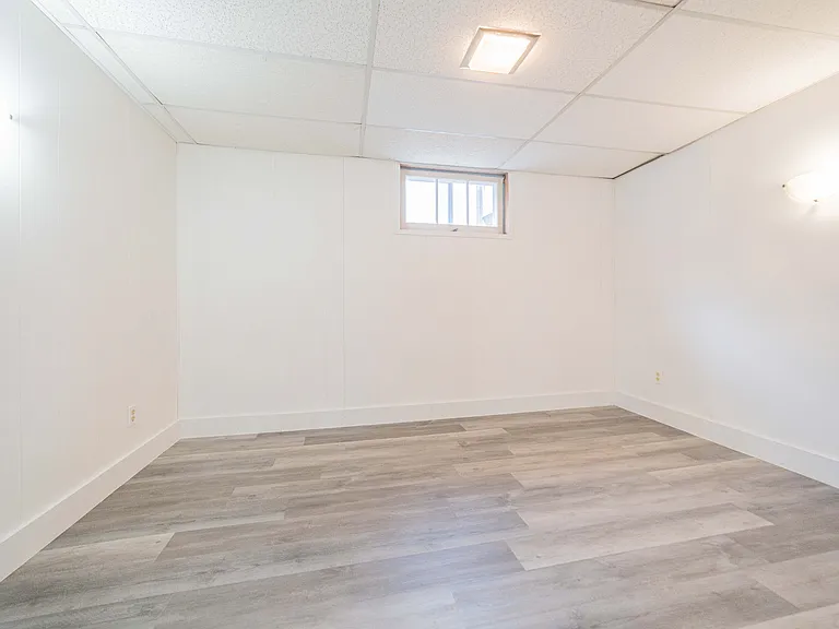 371 Ambrose St #1 — Photo 4
