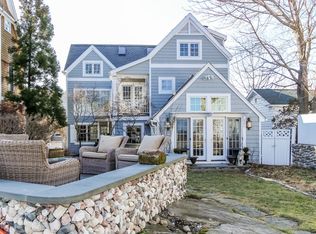 4 Rocky Point Rd, Norwalk, CT 06853