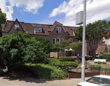 37-58 79th Street, Jackson Heights, NY, 11372