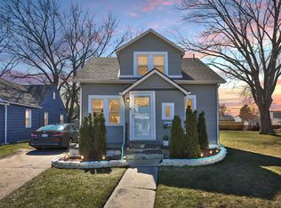 8458 Meadow Ave, Warren, MI 48089