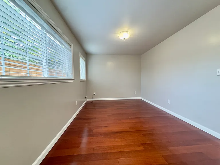1342 Hearst Ave #B — Photo 12