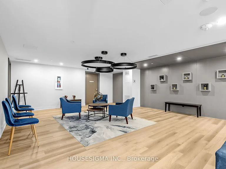 430 Roncesvalles Ave #215 — Photo 22