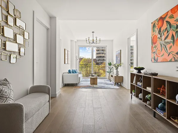 379 Ocean Pkwy APT 6B, Brooklyn, NY 11218