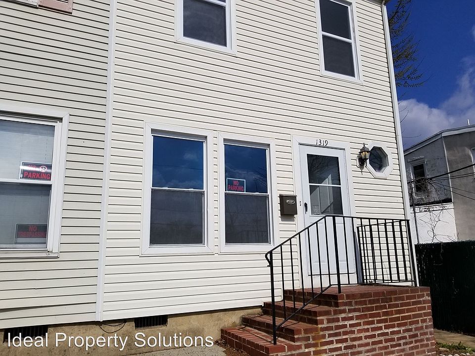 1st image of 1319 Wilson St