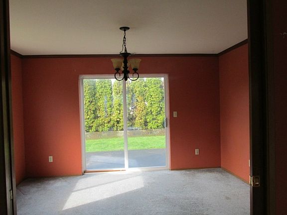 5th image of 410 4th Ave S