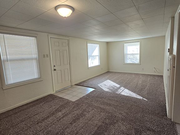 Main House: Living Room