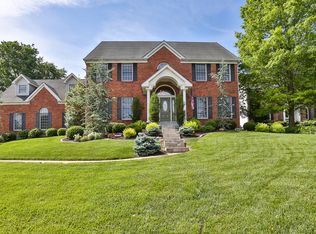 2373 Maybrook Ln, Saint Louis, MO 63122