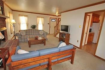 5th image of 2403 Sunset Hills Ct