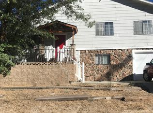 33270 Sierra View Dr, Running Springs, CA 92382