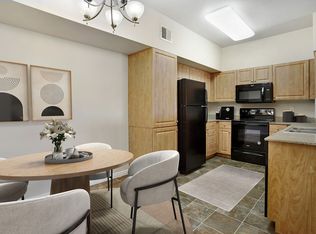 Villas at Riverside, Elko, NV 89801