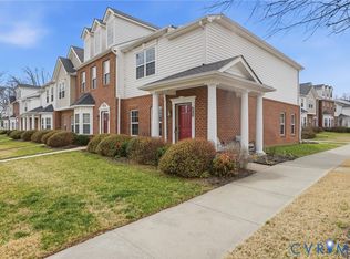 7443 Pebble Lake Dr, Mechanicsville, VA 23111