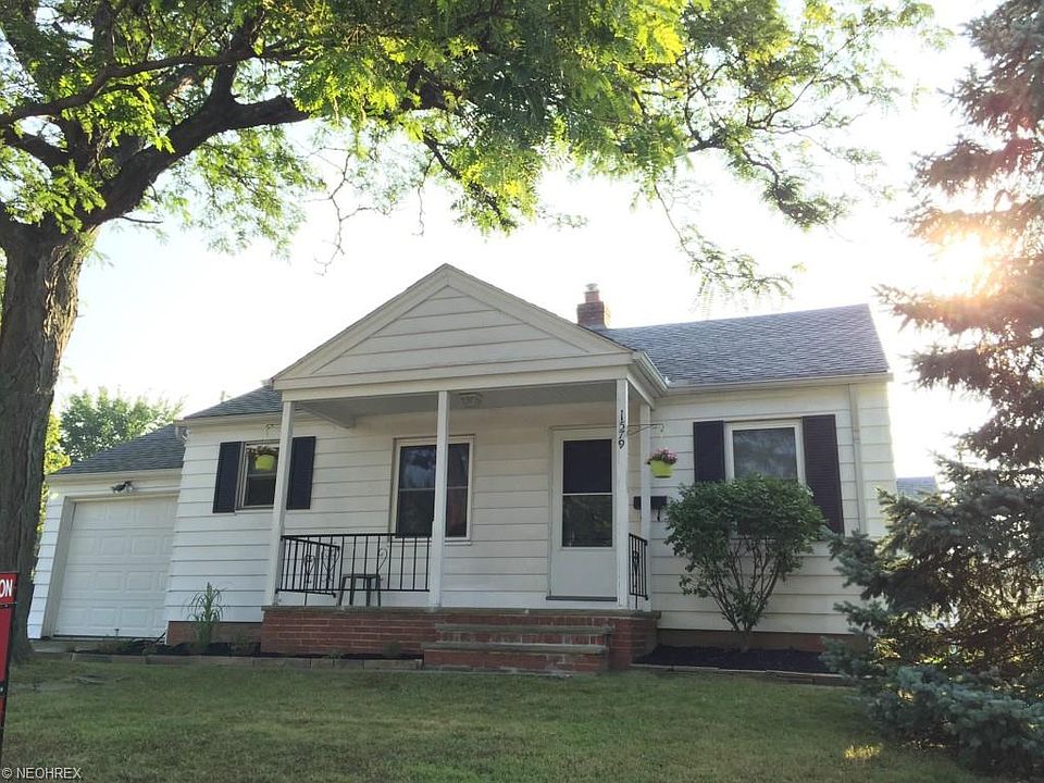 1st image of 1579 Curry Dr