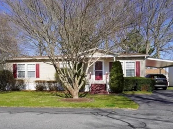 50 Highland St Unit 227, Taunton, MA 02780