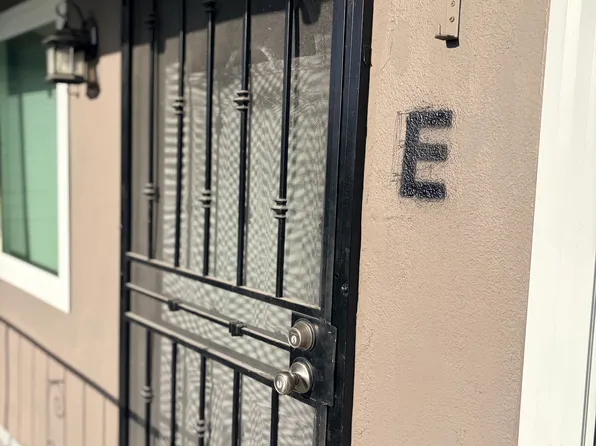 3323 Los Flores Blvd APT E, Lynwood, CA 90262