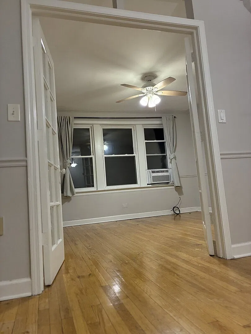 5143 S Kenwood Ave — Photo 3