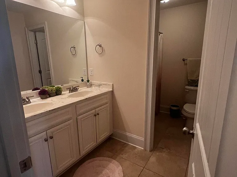 1729 Edenburg Way — Photo 7
