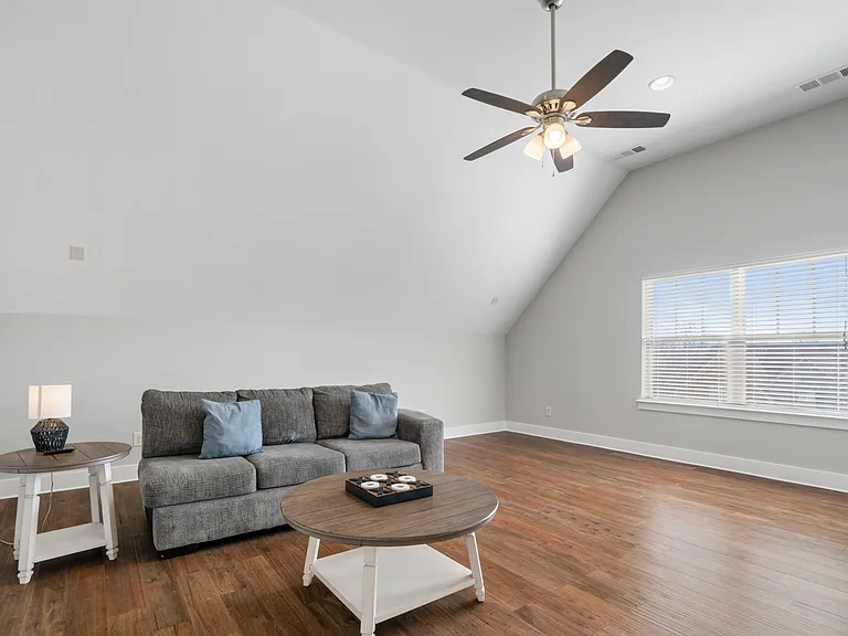 Bonus room great for watching the game.