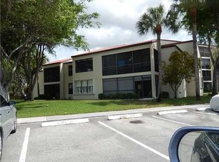 2300 S Cypress Bend Dr APT 203, Pompano Beach, FL 33069
