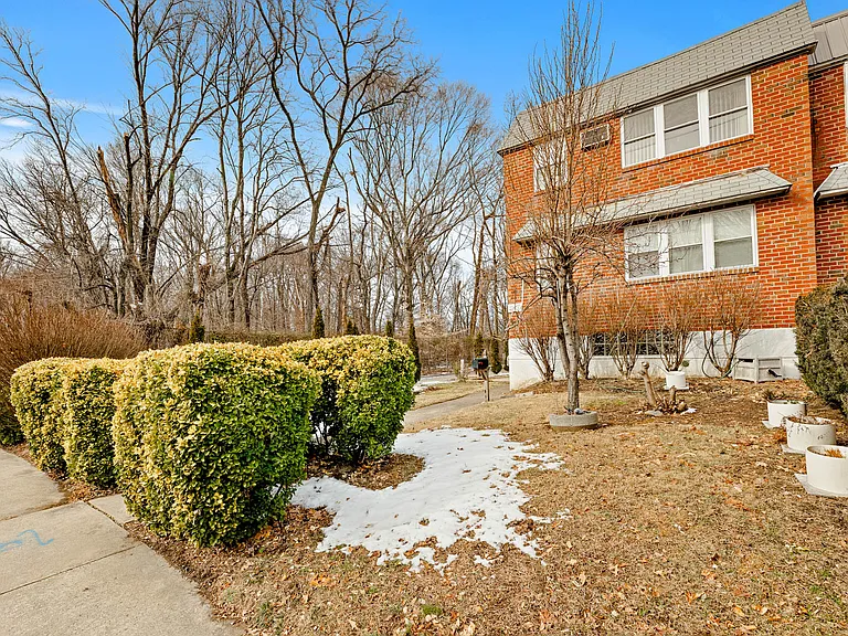 12450 Knights Rd #2 — Photo 3