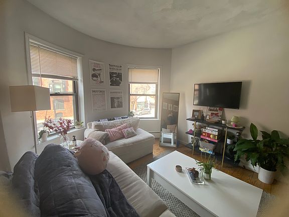 4th image of 770 Columbus Ave #4