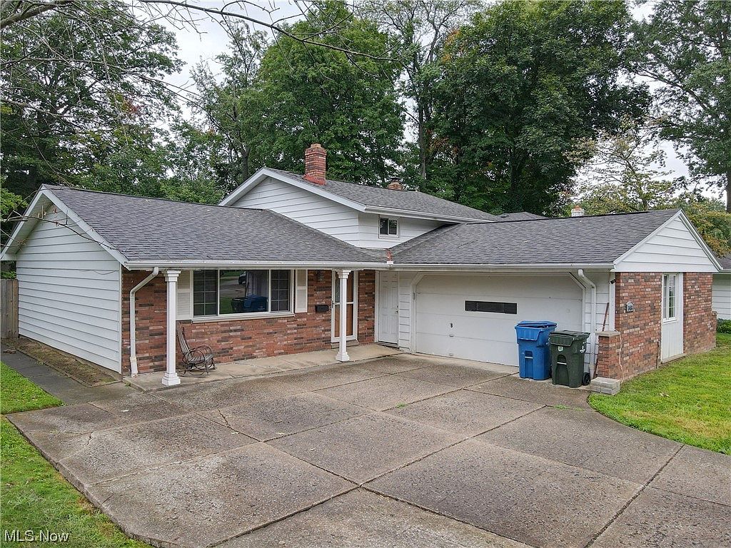 3466 Tree Ln, North Olmsted, OH 44070 Zillow