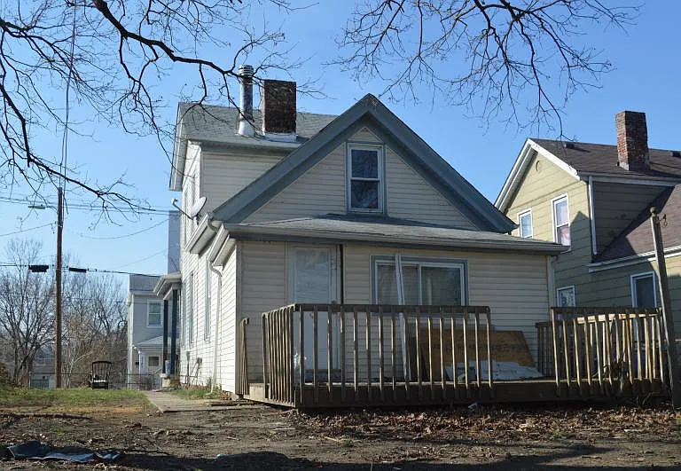 2146 Benninghofen Ave — Photo 5