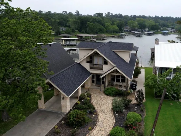 507 W Lake Shore Dr, Livingston, TX 77351