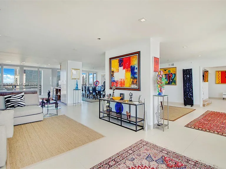 1541 Brickell Ave #A-3902 — Photo 9