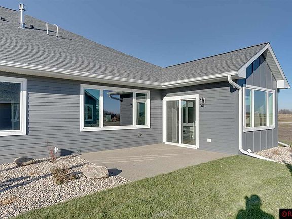 2nd image of 514 Fontaine Trl