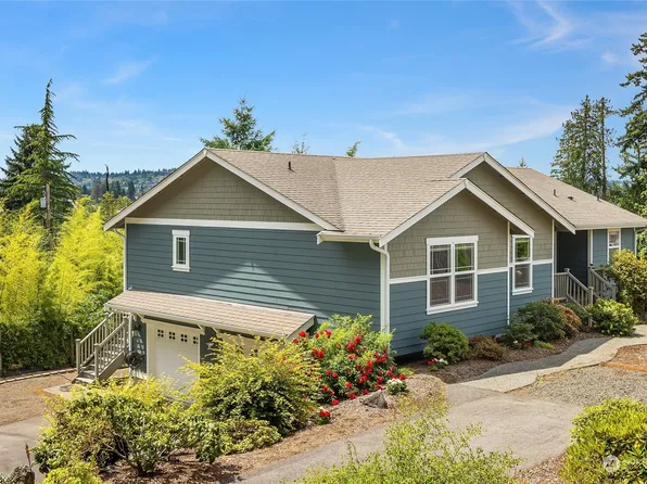 16543 Lemolo Shore Drive NE, Poulsbo, WA 98370