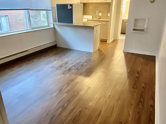 2nd image of 80 S Washington St #10540571