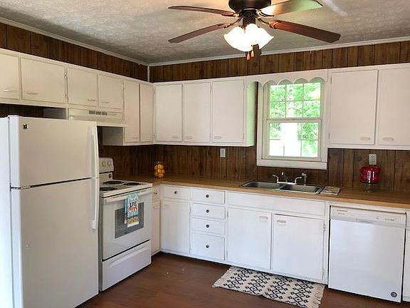 4th image of 191 Lee Dr
