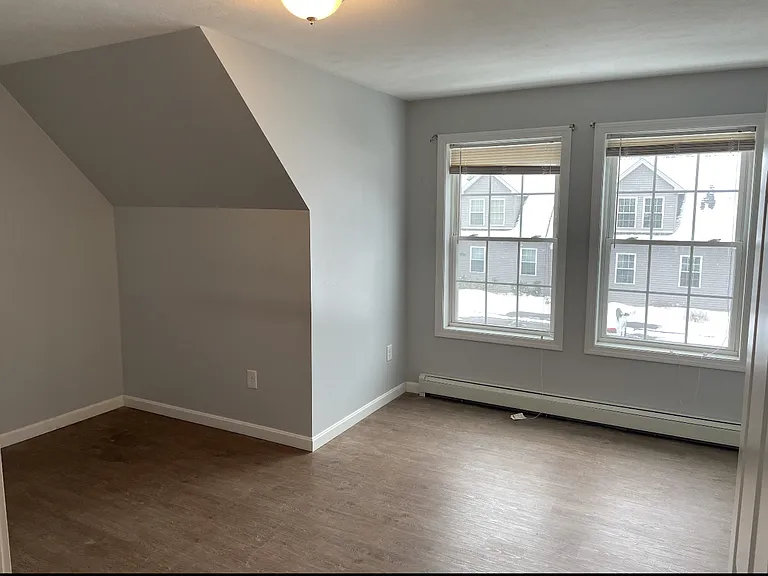 72 Lee St #B — Photo 7