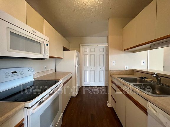 5th image of 663-18 Bartons Landing Pl