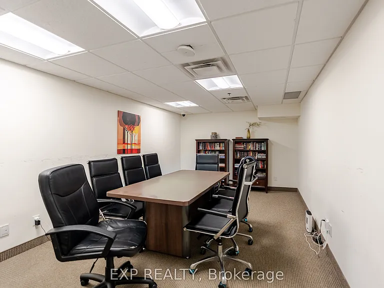 242 Rideau St #2308 — Photo 42