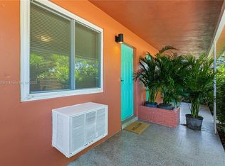 1304 NE 11th St #1, Fort Lauderdale, FL 33304