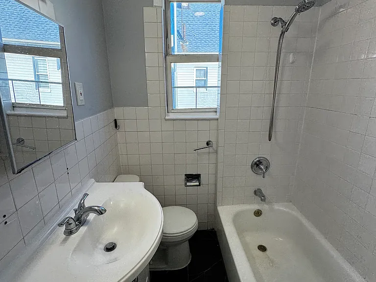 925 S 19th St #2 — photo 8 of 9