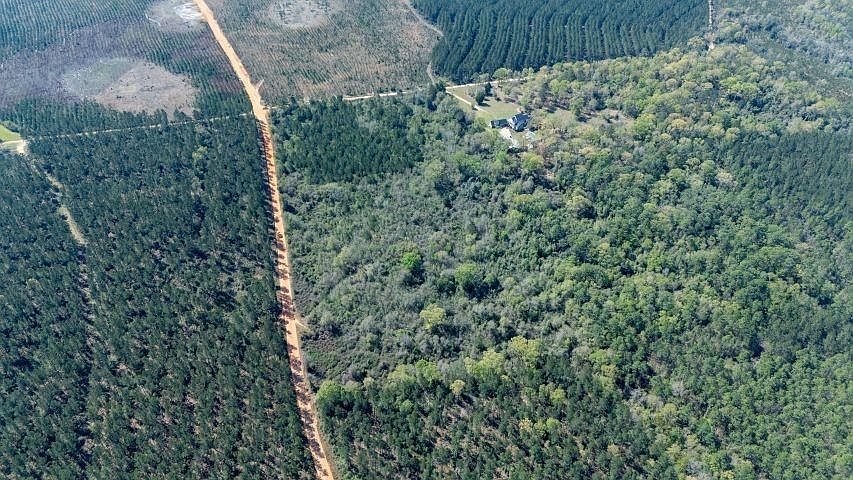 1st image of 0 Brady Rd N