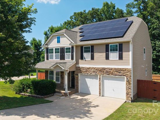 1177 Ellis Pond Dr, Rock Hill, SC 29730