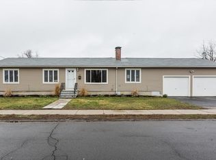 122 State St, Chicopee, MA 01013