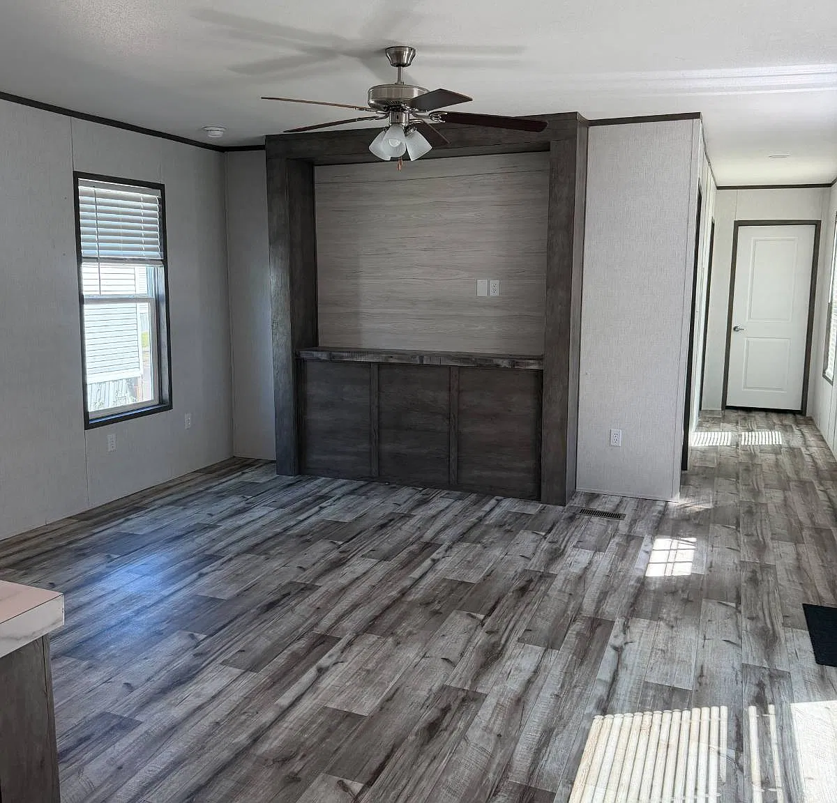 3201 Kaliste Saloom Rd — Photo 4
