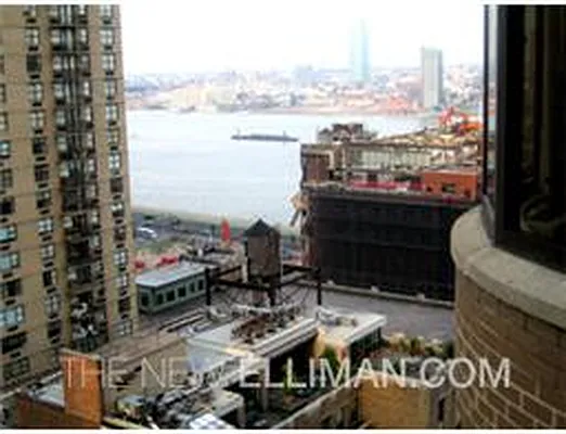 Rented by Douglas Elliman | media 34