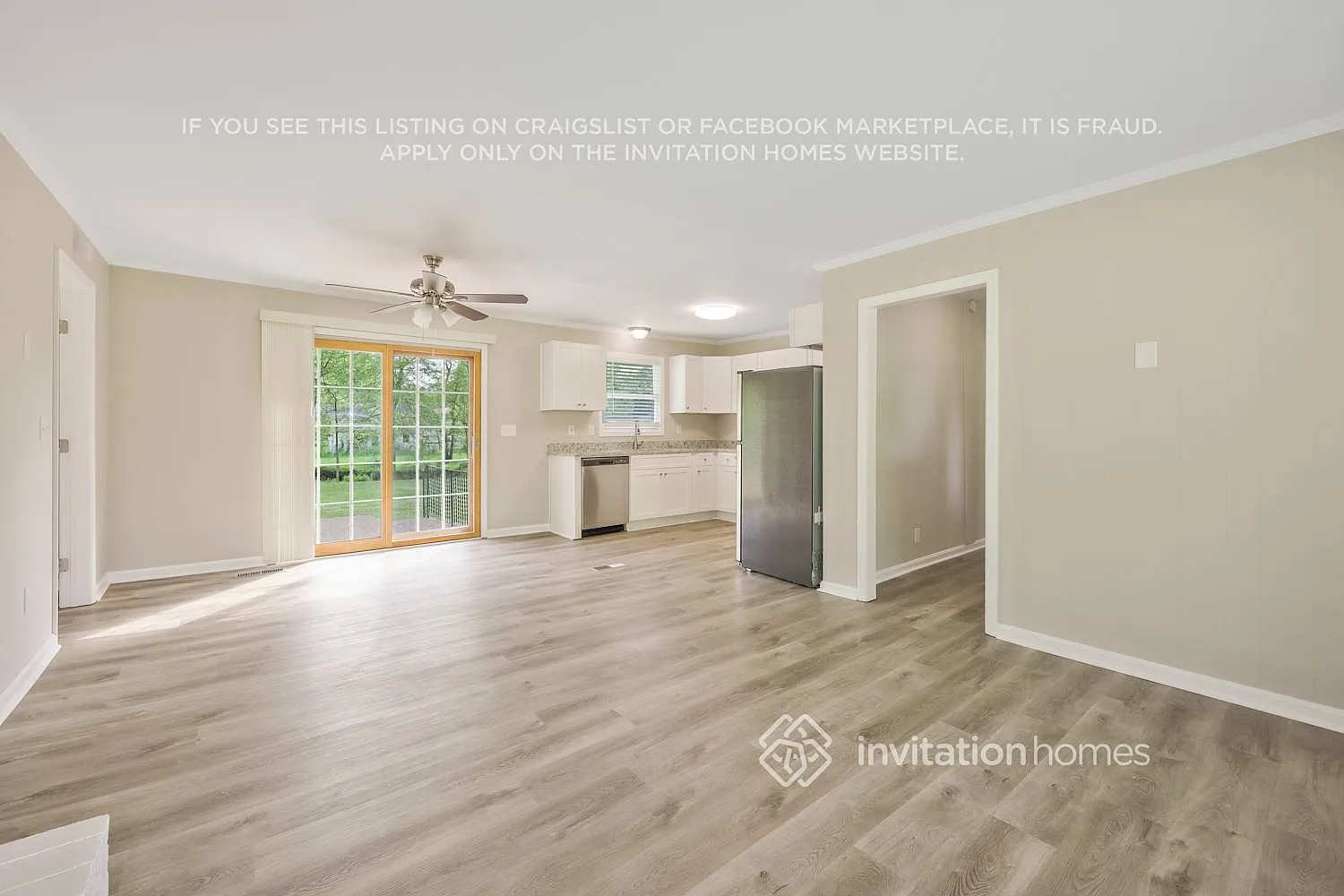 136 Oaks Dr Gallatin, TN 37066 — Photo 2