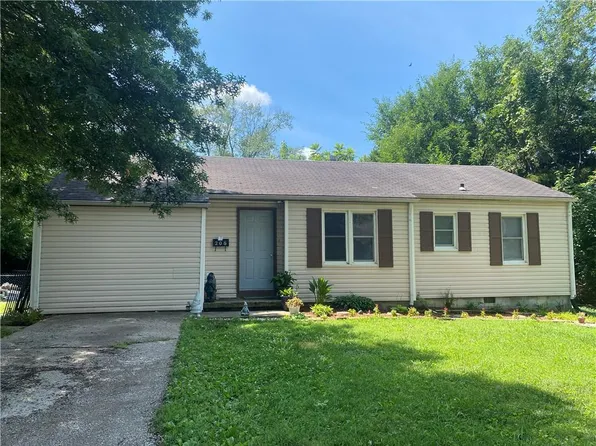 206 Hillcrest Dr, Warrensburg, MO 64093