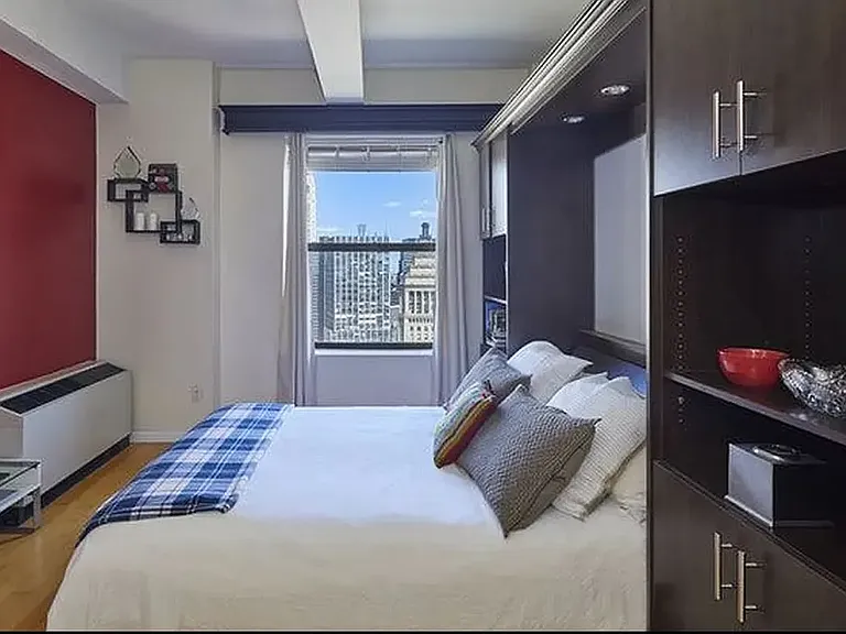 20 West St #41E — Photo 5