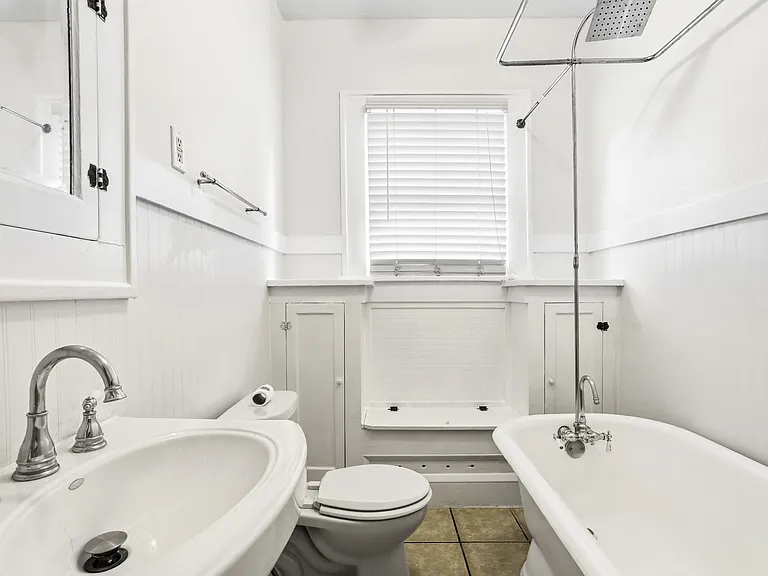 1705 Virginia Pl — Photo 15