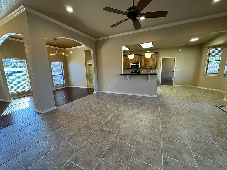 610 Benelli Dr — Photo 5