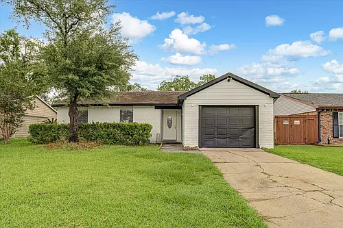 14618 Flair Dr Photo 1