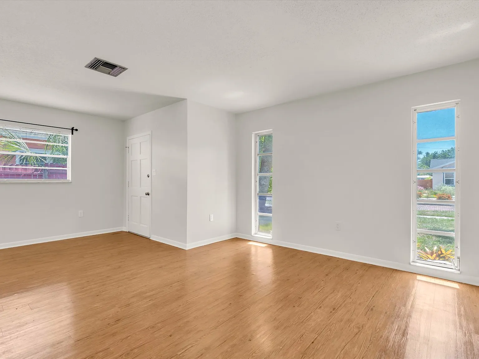 1 bed, 728 sqft, $1,700 — Photo 4